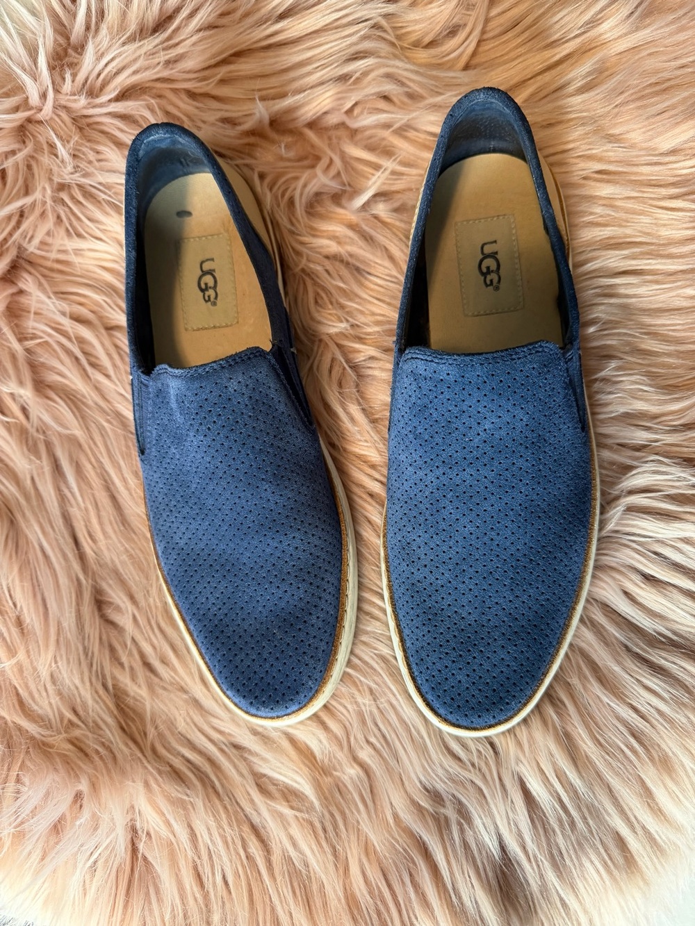 UGG Women's Adley Perf Marino Blue Slip On Sneakers Size 7,5
